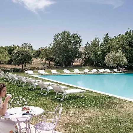 Relais Masseria Cenci 4* Cisternino